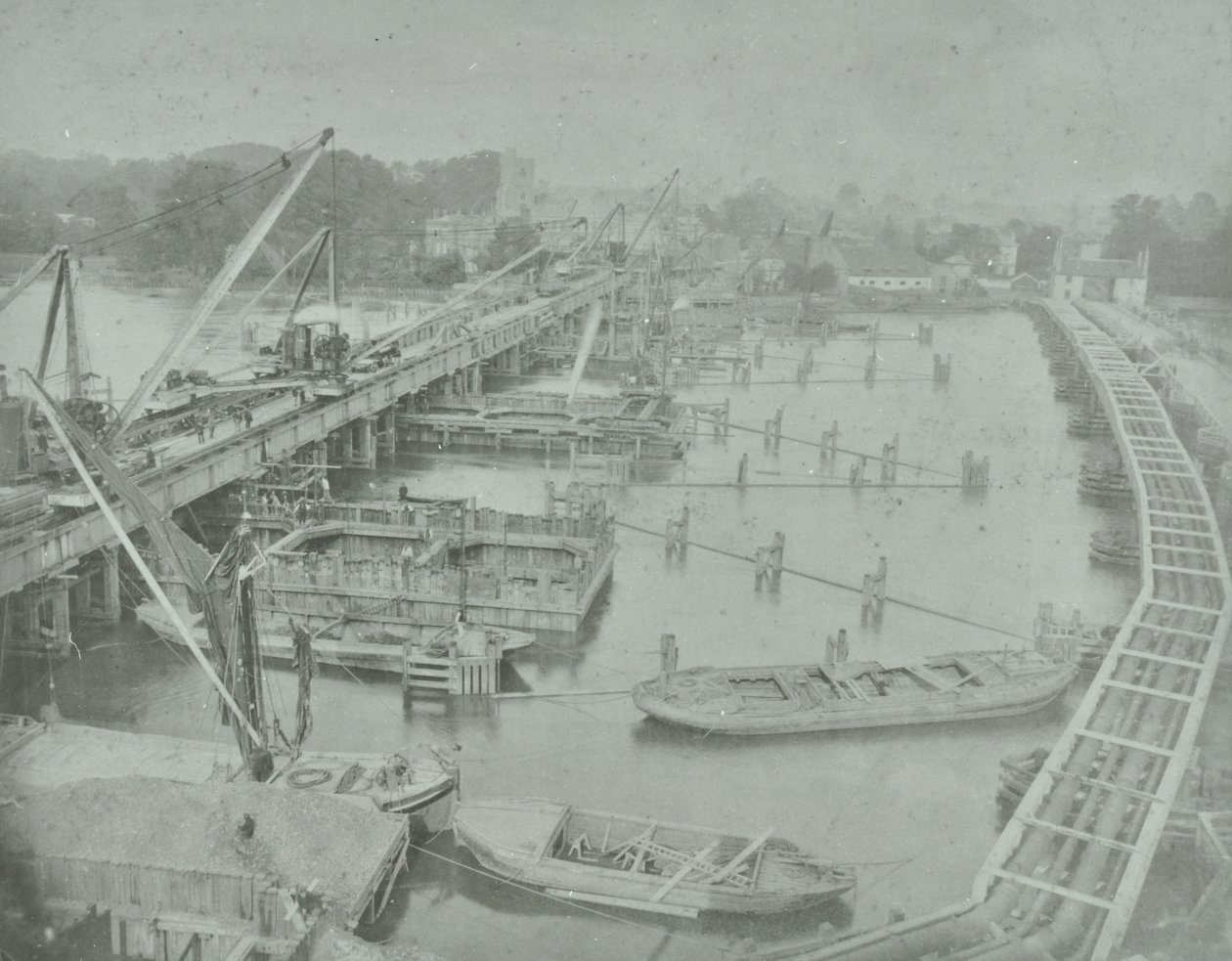 Putney Brug: graven van fundering voor nieuwe brug, 1883 door English Photographer