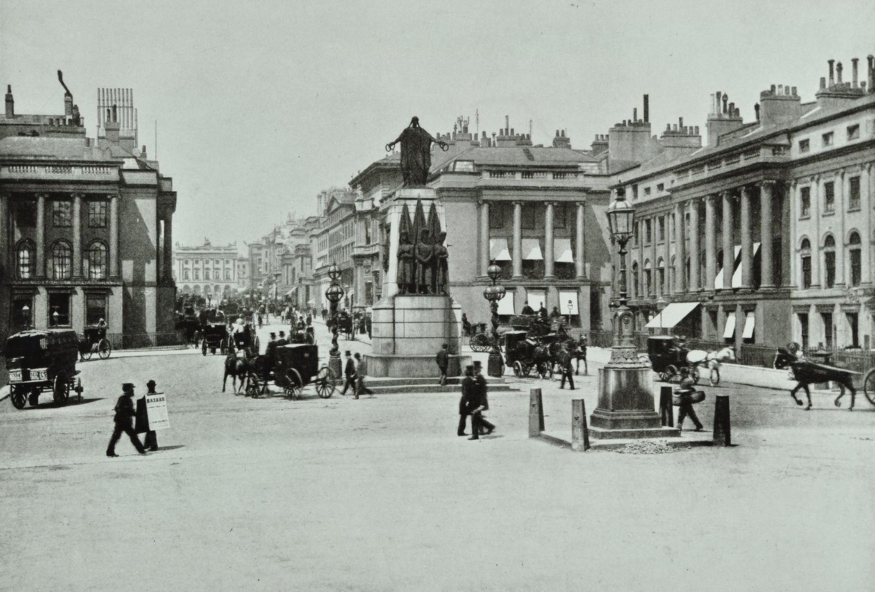 Regent Street, Westminster: Waterloo Place richting Regent Street, 1896 door English Photographer