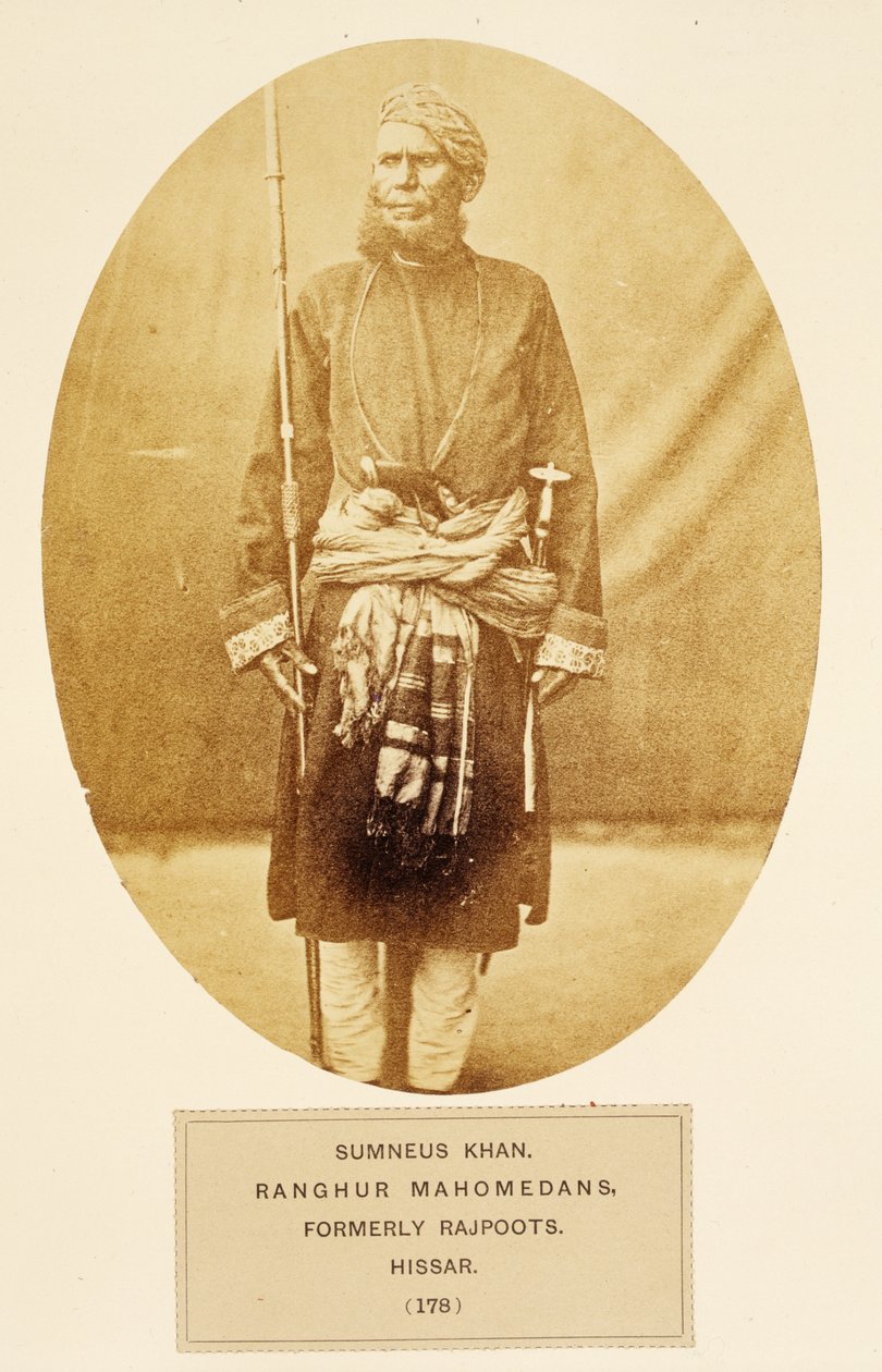 Sumneus Khan, Ranghur Mahomedanen, voorheen Rajpoots, Hissar, uit The People of India, door J. Forbes Watson, uitgegeven 1868 door English Photographer