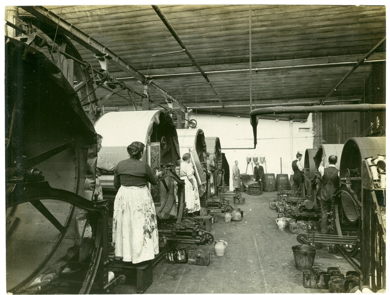 Tapisserie drukken, Hughes fabriek nr. 2, 1923 door English Photographer
