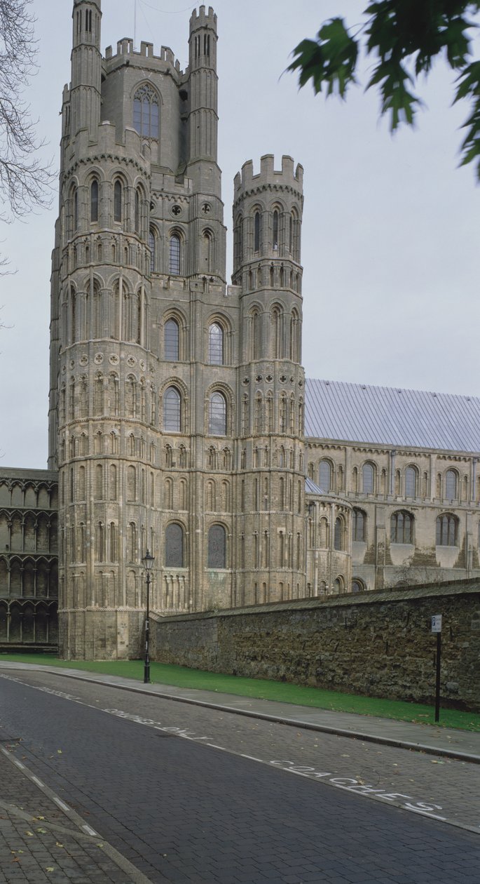 Octagon Toren, vanuit het zuiden, gebouwd 1322 door English School