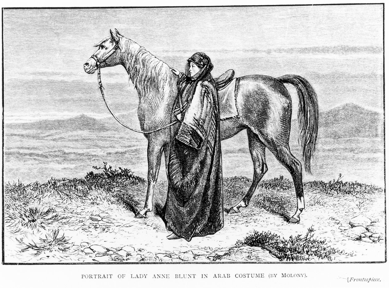 Portret van Lady Anne Blunt in Arabisch kostuum met een Arabisch paard, frontispice van haar boek A Pilgrimage to Nejd, gepubliceerd in 1881 door English School
