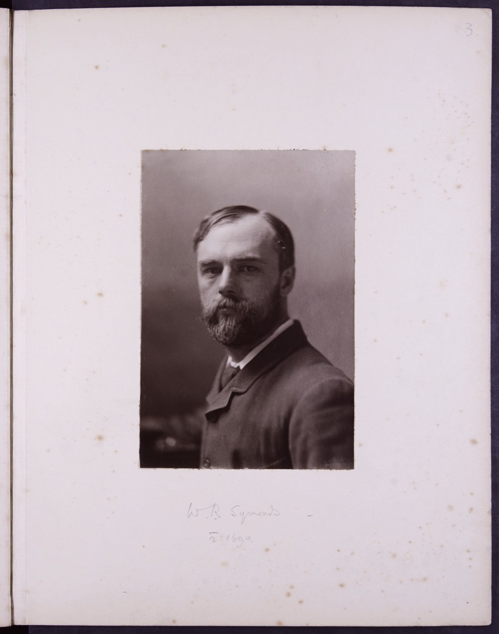 Portret van WR Symonds, ca 1900 (z/w foto) door English School