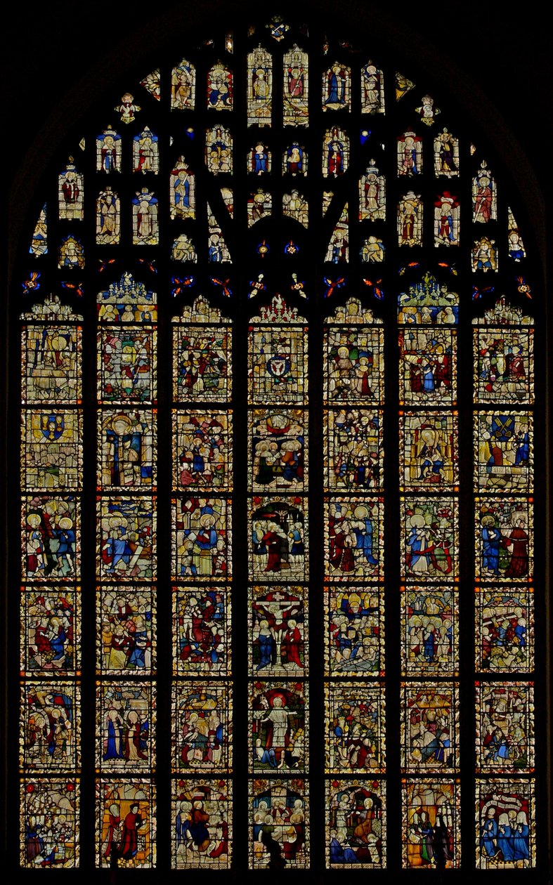 Het oostelijke raam met Norwich School glas (C15) Reset panelen door English School