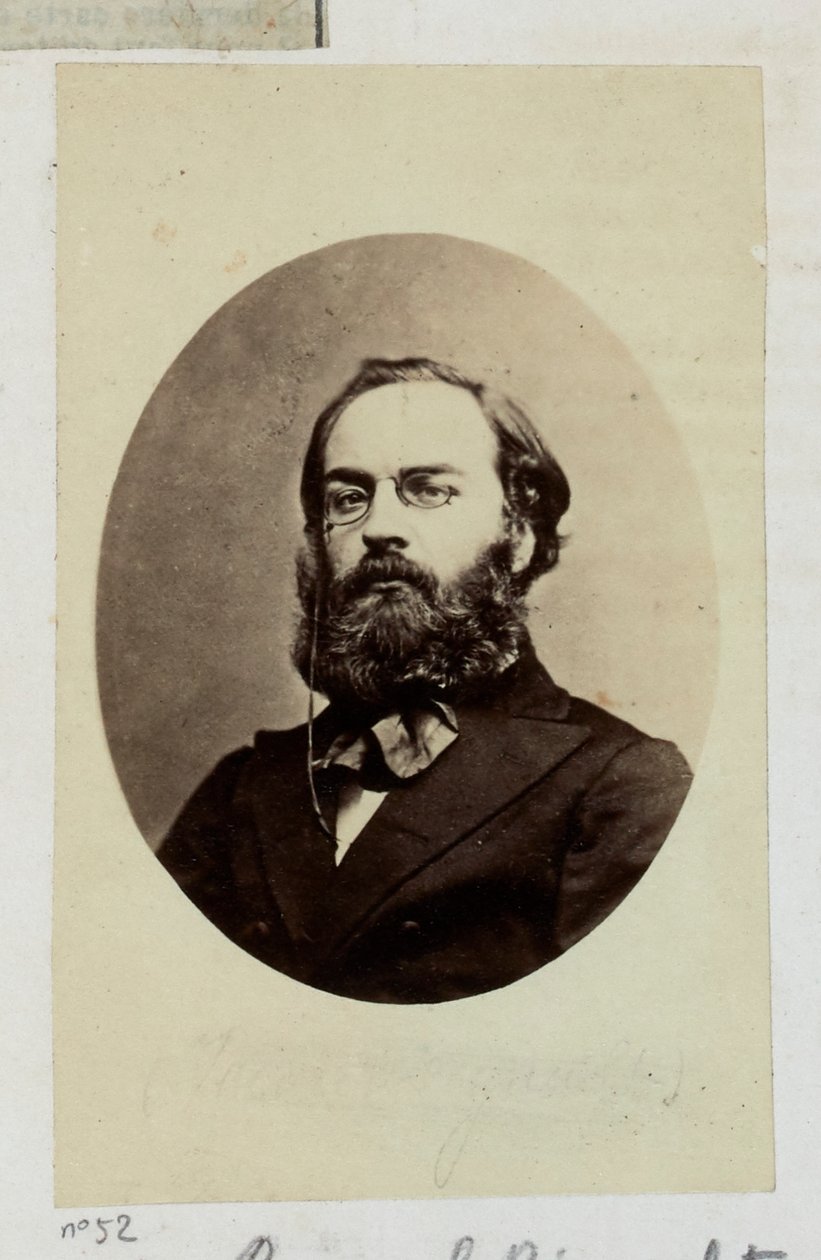 Rigault Raoul Adolf Georges (1846-1871). Journalist en politicus, hij wordt benoemd bij de politieprefectuur (20 maart 1871), bij de Commissie voor Algemene Veiligheid (29 maart 1871). In die hoedanigheid matigt hij zich de macht aan en onderdrukt hij door Etienne Carjat