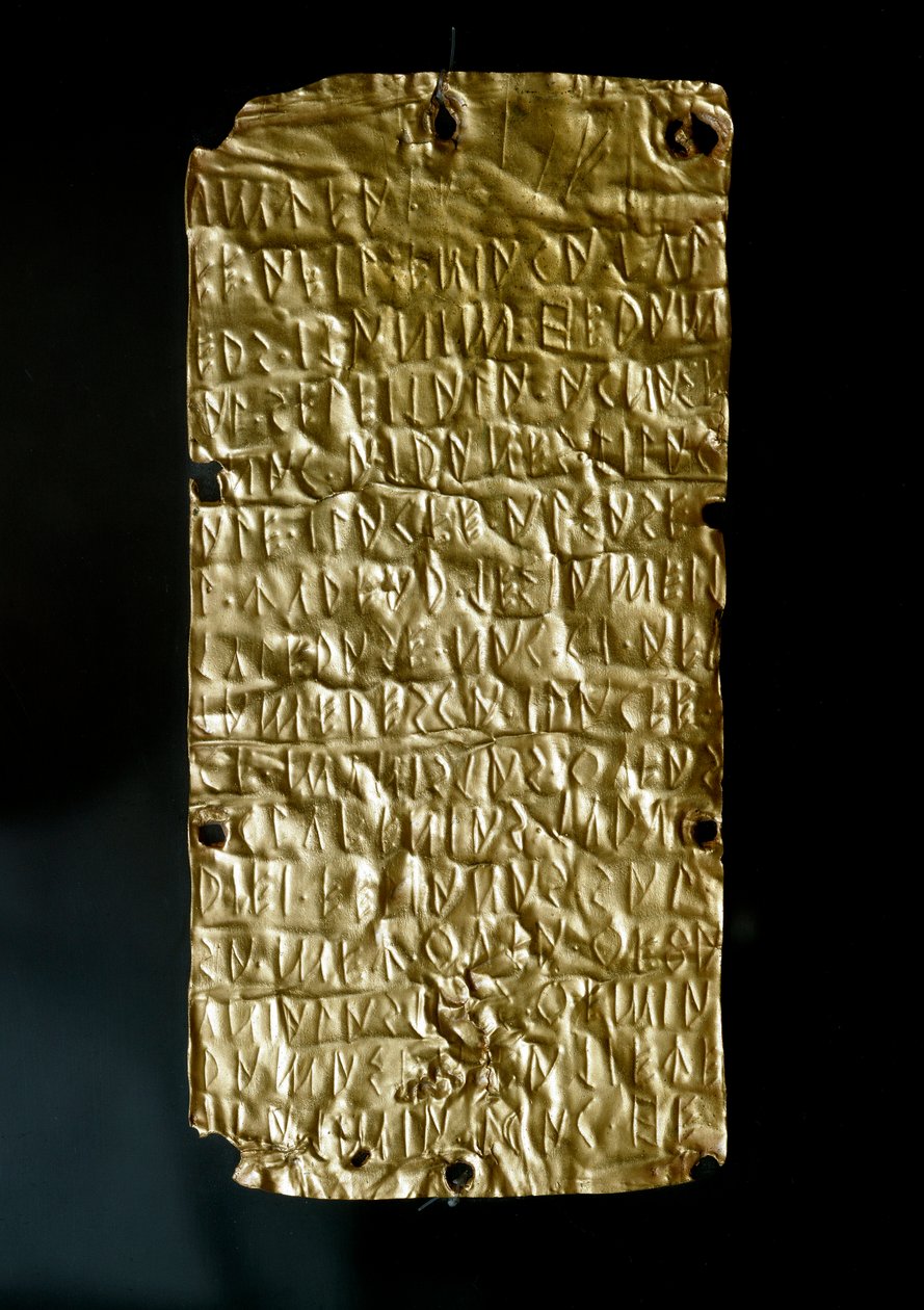 Etruskische oudheid: tabletten van Pyrgi in goud gegraveerd met inscripties in de Etruskische taal gewijd aan de Verenigde Godin. Eind 6e-begin 5e eeuw v.Chr. Rome, Museo Nazionale di Villa Giulia door Etruscan