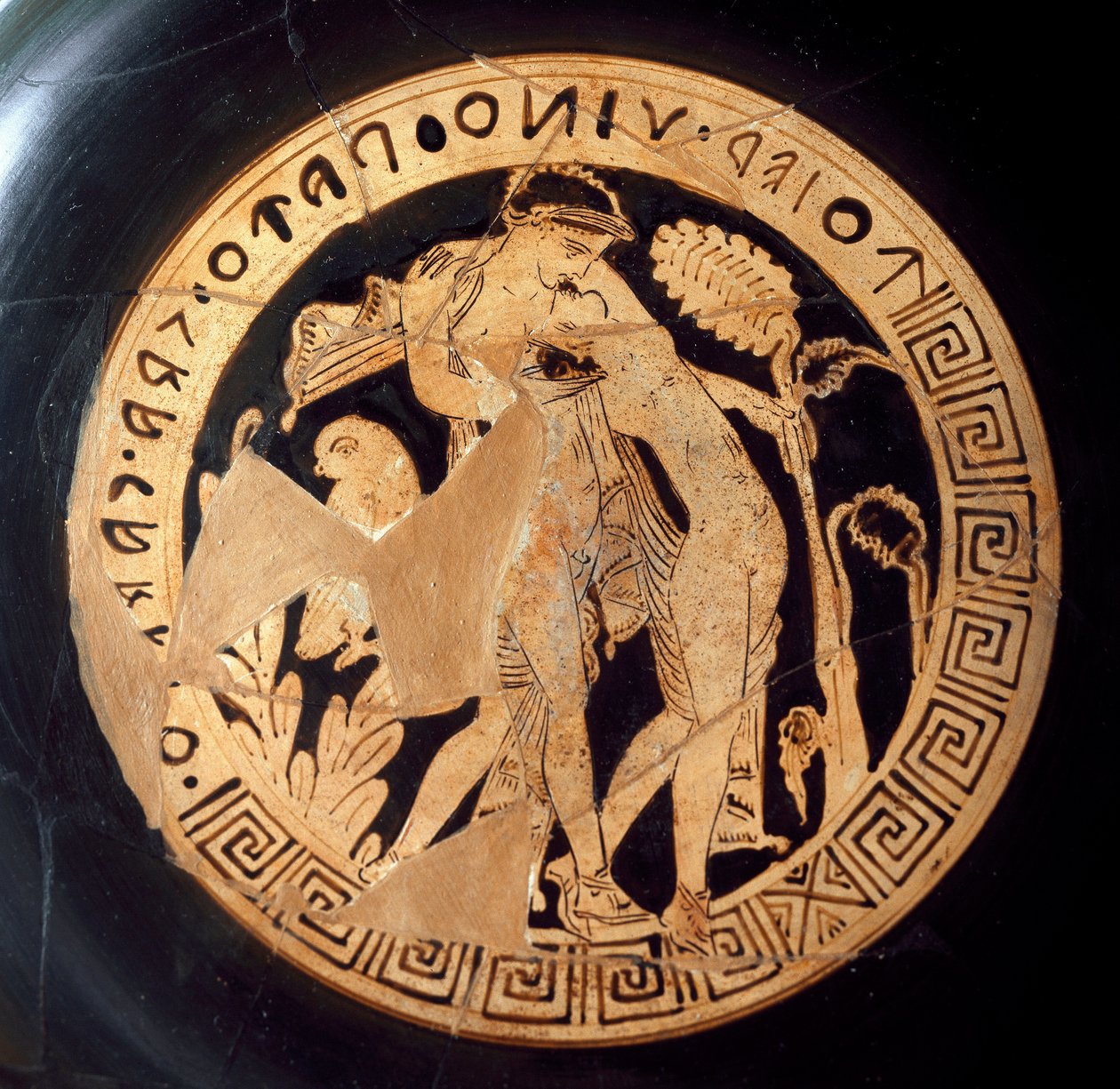 Etruskische oudheid: detail van een kylix die Dionysus en Ariane voorstelt. Uit Falerii Veteres (Civita Castellana) 6e eeuw v.Chr. Rome, Museo Nazionale di Villa Giulia door Etruscan