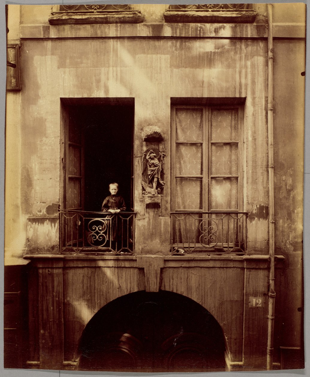 Voormalig Collège de Chanac, 12 rue de Bièvre door Eugène Atget