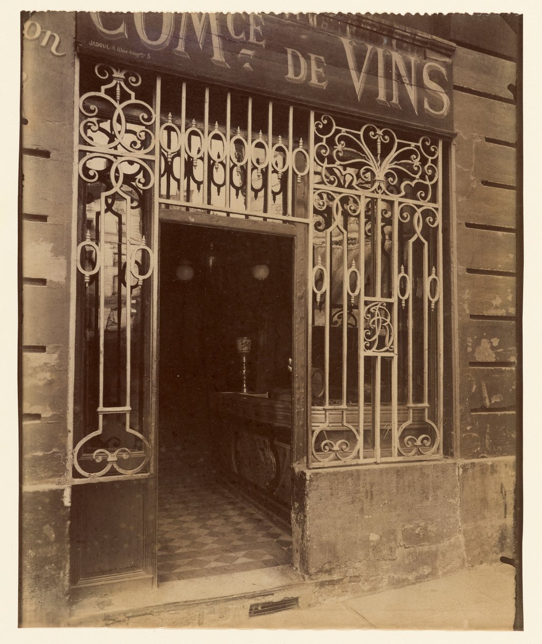 Cabaret, rue du Four 10 door Eugène Atget