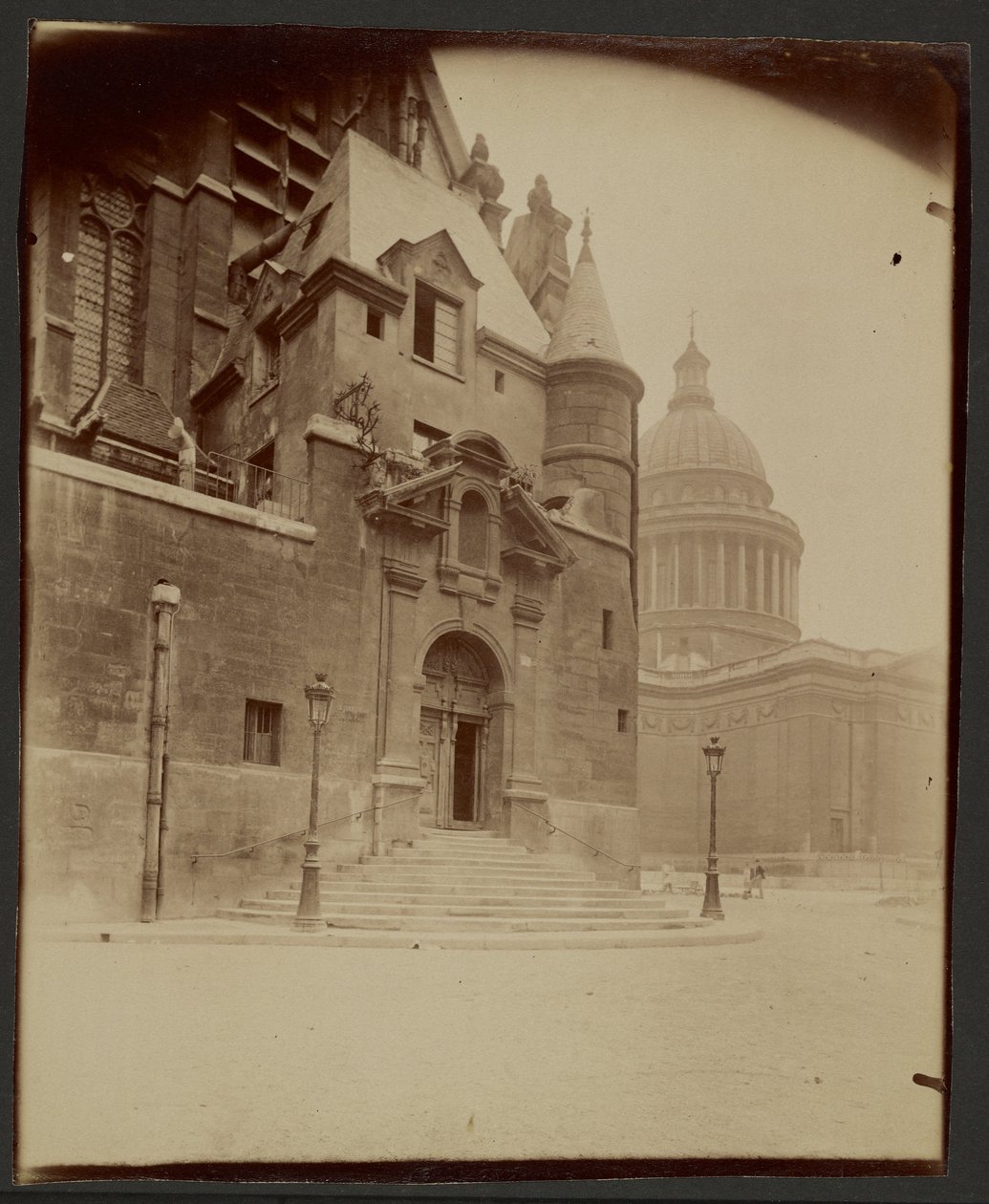 [Kerk Saint-Étienne-du-Mont en Panthéon] door Eugène Atget