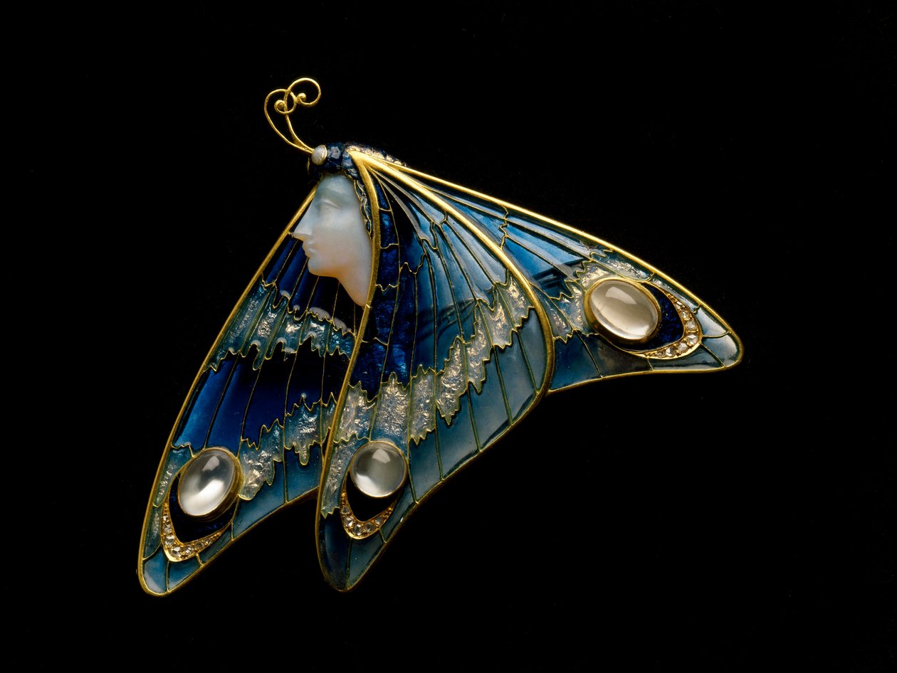 Art Nouveau: gouden broche, doorschijnend email, opaal, maansteen en diamant in de vorm van een vlindervrouw. Atelier Eugene Feuillatre. 1900 Parma door Eugene Feuillatre