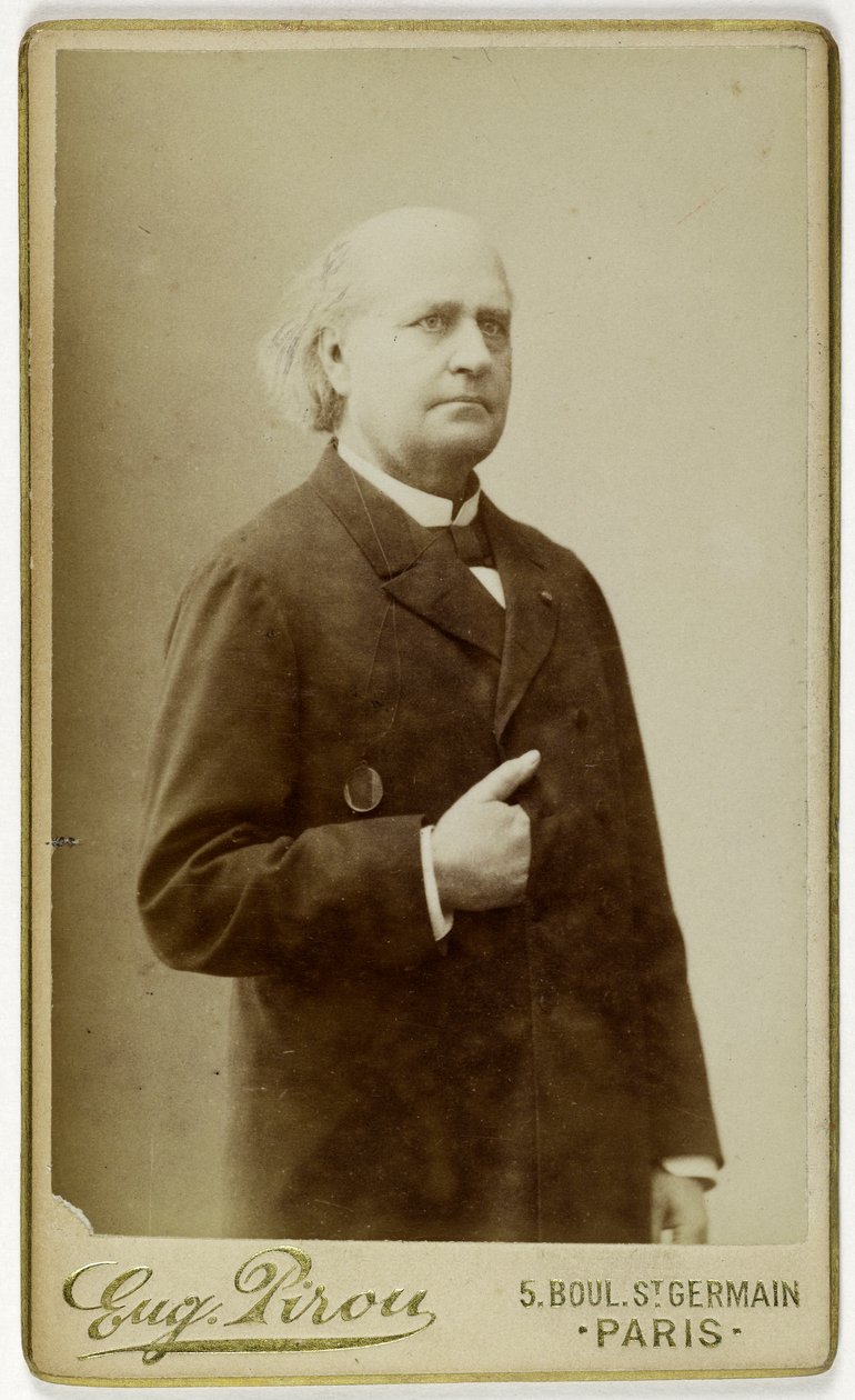 Porträt von Leconte de Lisle, (Charles Marie Leconte, genannt), (1818-1894), (Dichter) door Eugene Pirou