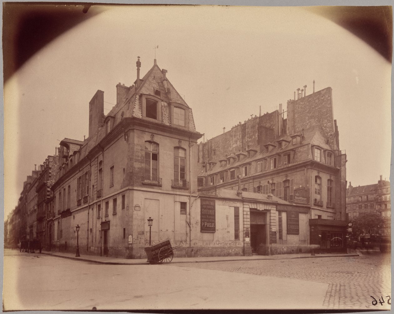 Hôtel du Marquis de Paroy, 83 rue Charlot door Eugène Atget