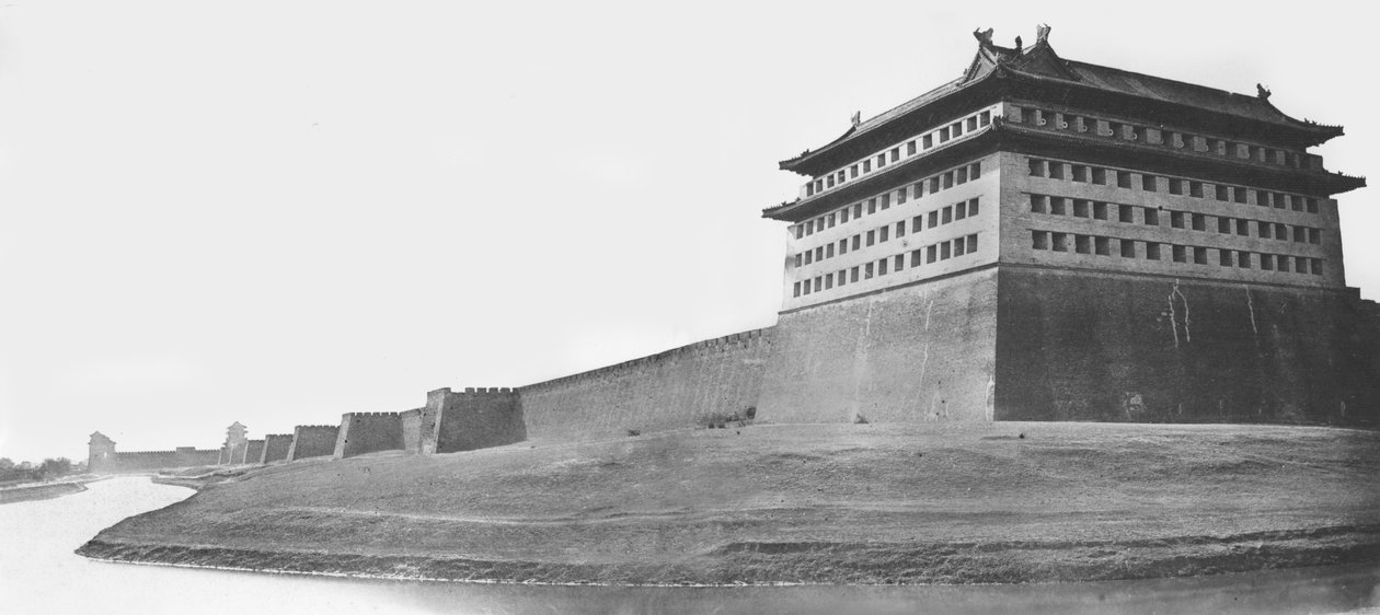 Noord- en Oosthoek van de Muur van Peking, 1860 door Felice Beato