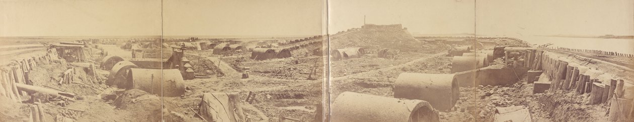 Achterkant van het Taku Noordfort na de verovering, toont de terugtocht van het Chinese leger door Felice Beato