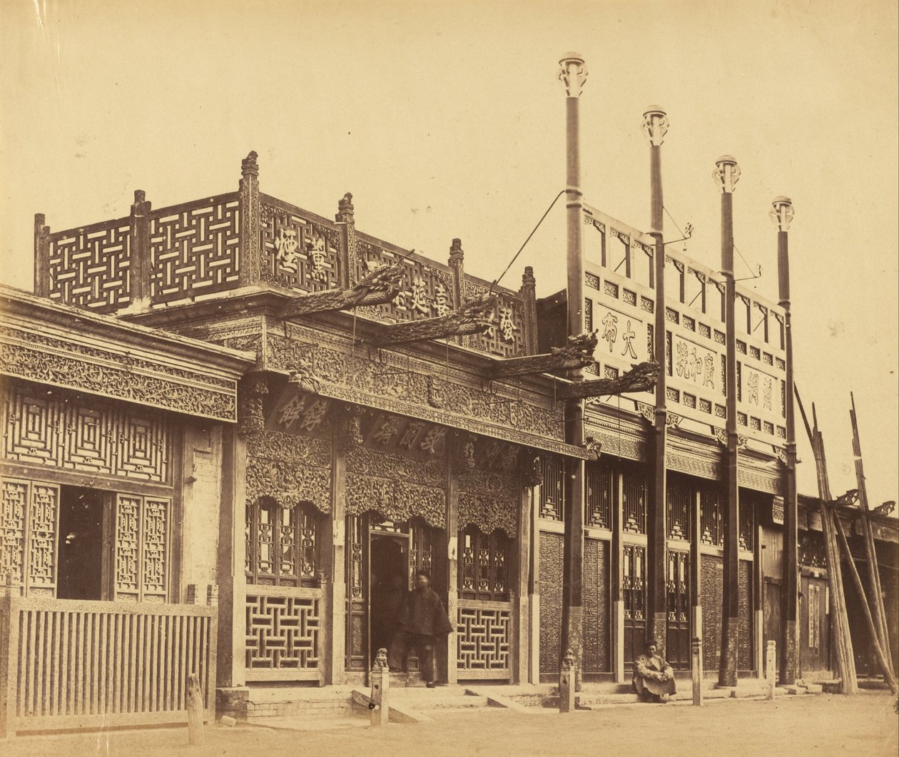 Straat en Winkels in de Tartaarse Stad van Peking, 29 Oktober 1860 door Felice Beato