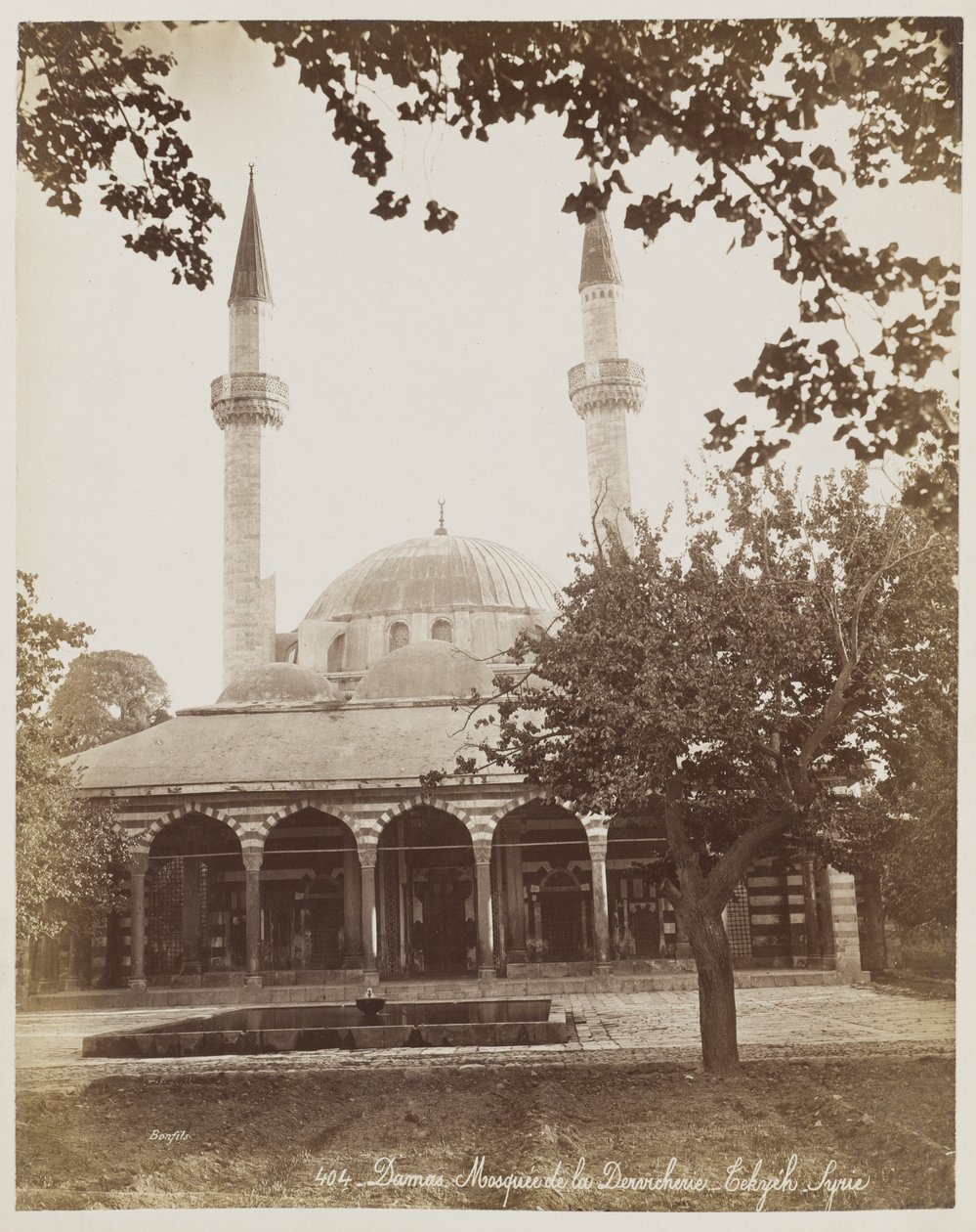 Damascus, moskee van de derwisj-tekke, Syrië #404 door Félix Bonfils