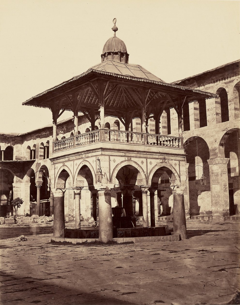 Fontein in de Grote Moskee - Damascus door Félix Bonfils