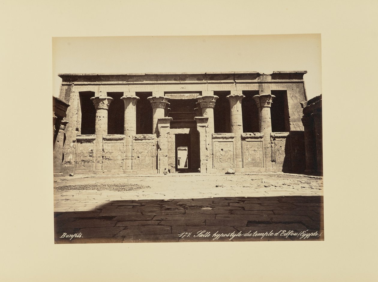 Hypostyle zaal van de tempel van Edfu (Egypte) door Félix Bonfils