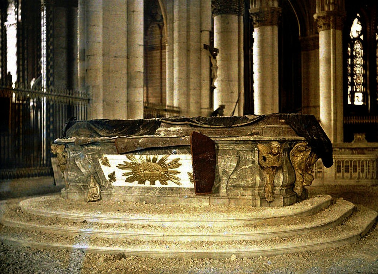 Altaar van de Kapel van de Restauratie, Kathedraal Notre-Dame, Reims, Marne, Frankrijk, 1917 door Fernand Cuville