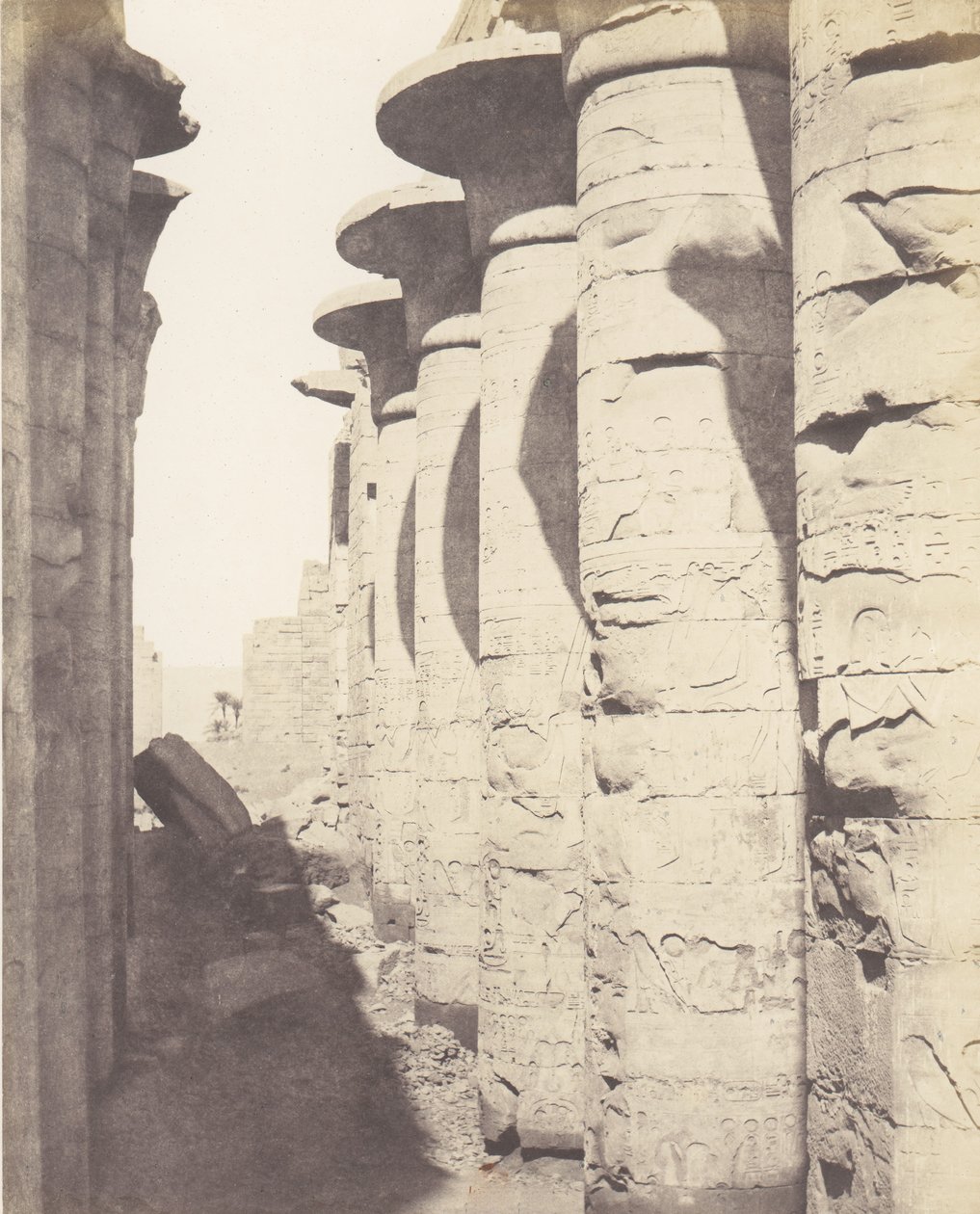 Karnak Thebe, Paleis - Hypostyle Zaal - Centrale Colonnade, 1851-52, gedrukt 1853-54 door Félix Teynard