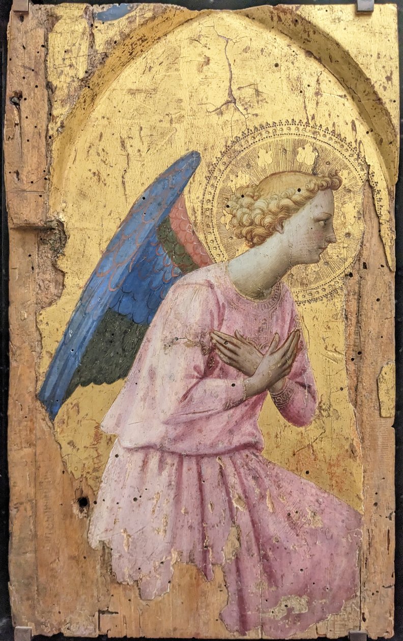 Frans: Ange en adoration, tourné vers la droite Aanbiddende engel, naar rechts kijkend door Fra Angelico