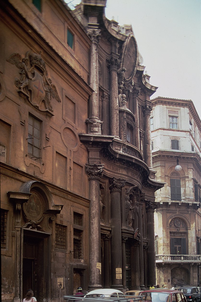 Gevels van de kerk en het klooster van San Carlo alle Quattro Fontane, Rome door Francesco Borromini