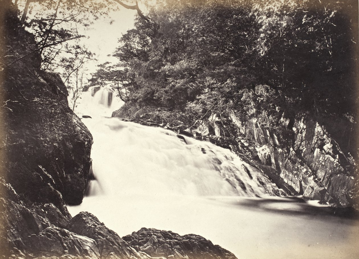 Bettws-y-Coed, de Swallow Falls van beneden gezien (696) door Francis Bedford