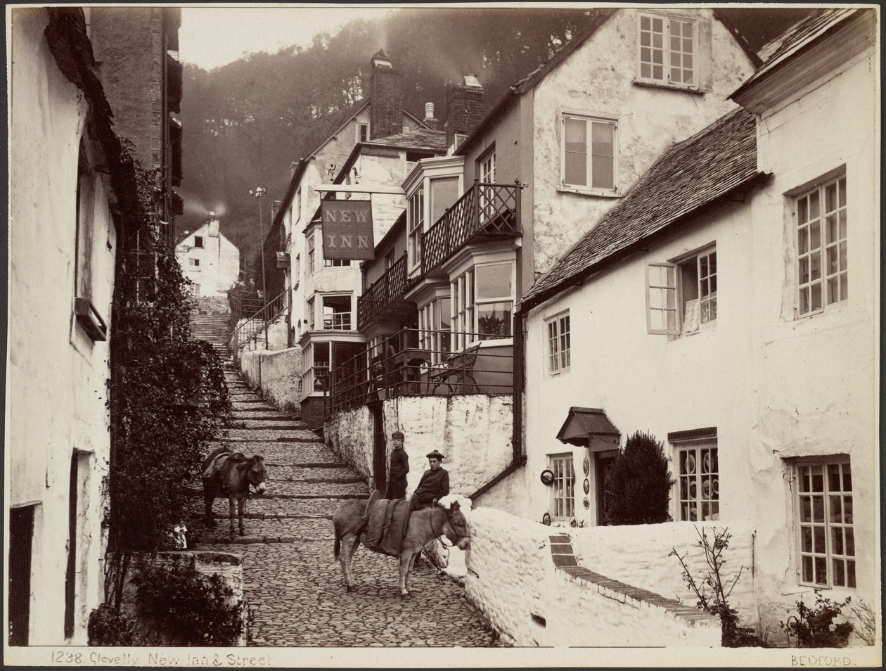 Clovelly, Nieuwe herberg  straat door Francis Bedford