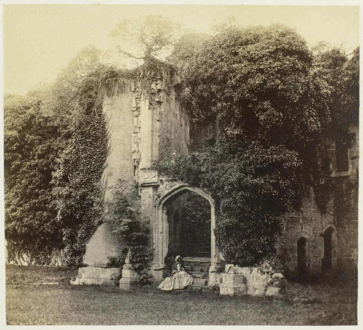 Ruïne van Raglan Castle te Monmouthshire door Francis Bedford
