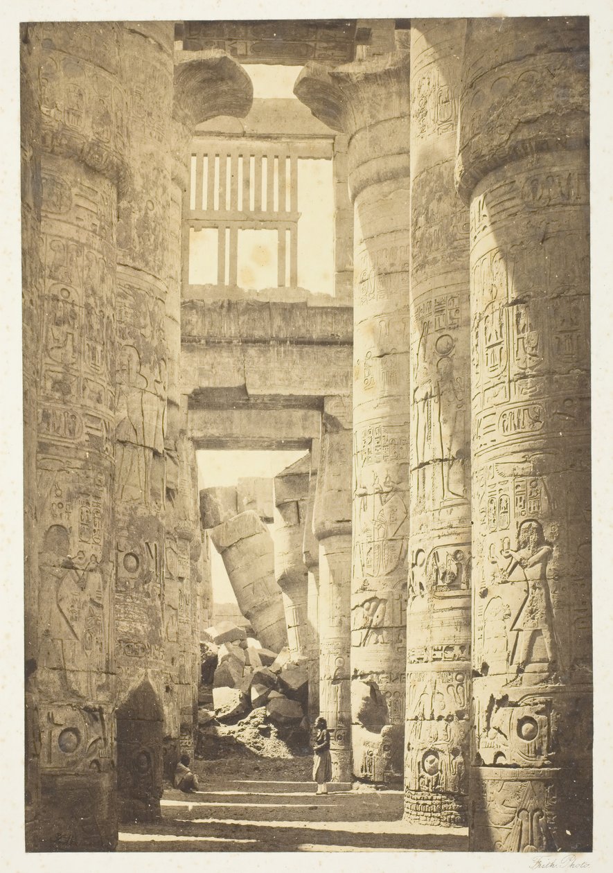 Interieur van de Zuilenhal, 1857, gedrukt 1862 door Francis Frith