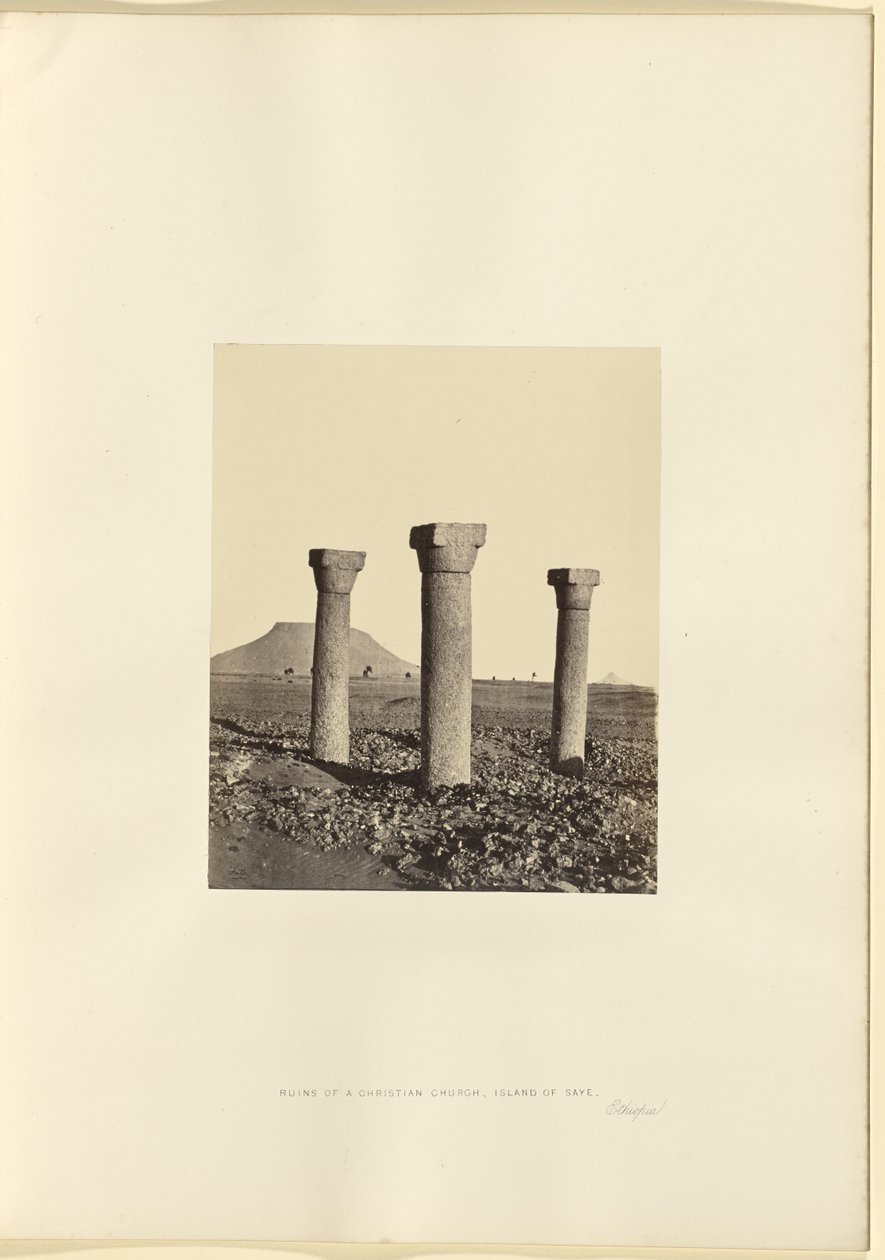 Ruïnes van een christelijke kerk, eiland Saye, Ethiopië door Francis Frith