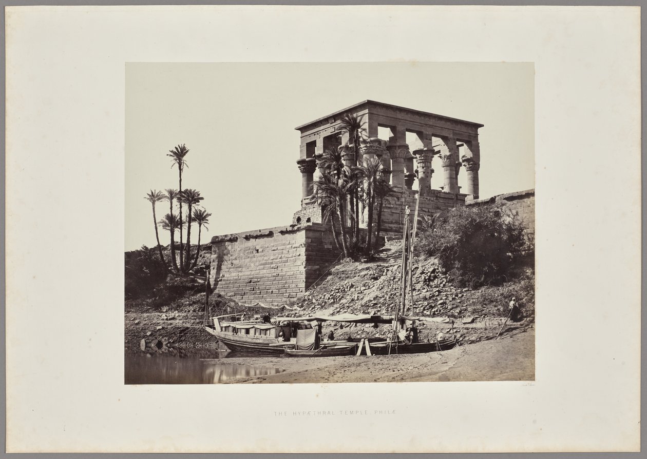 De kiosk van Trajanus op Philae door Francis Frith
