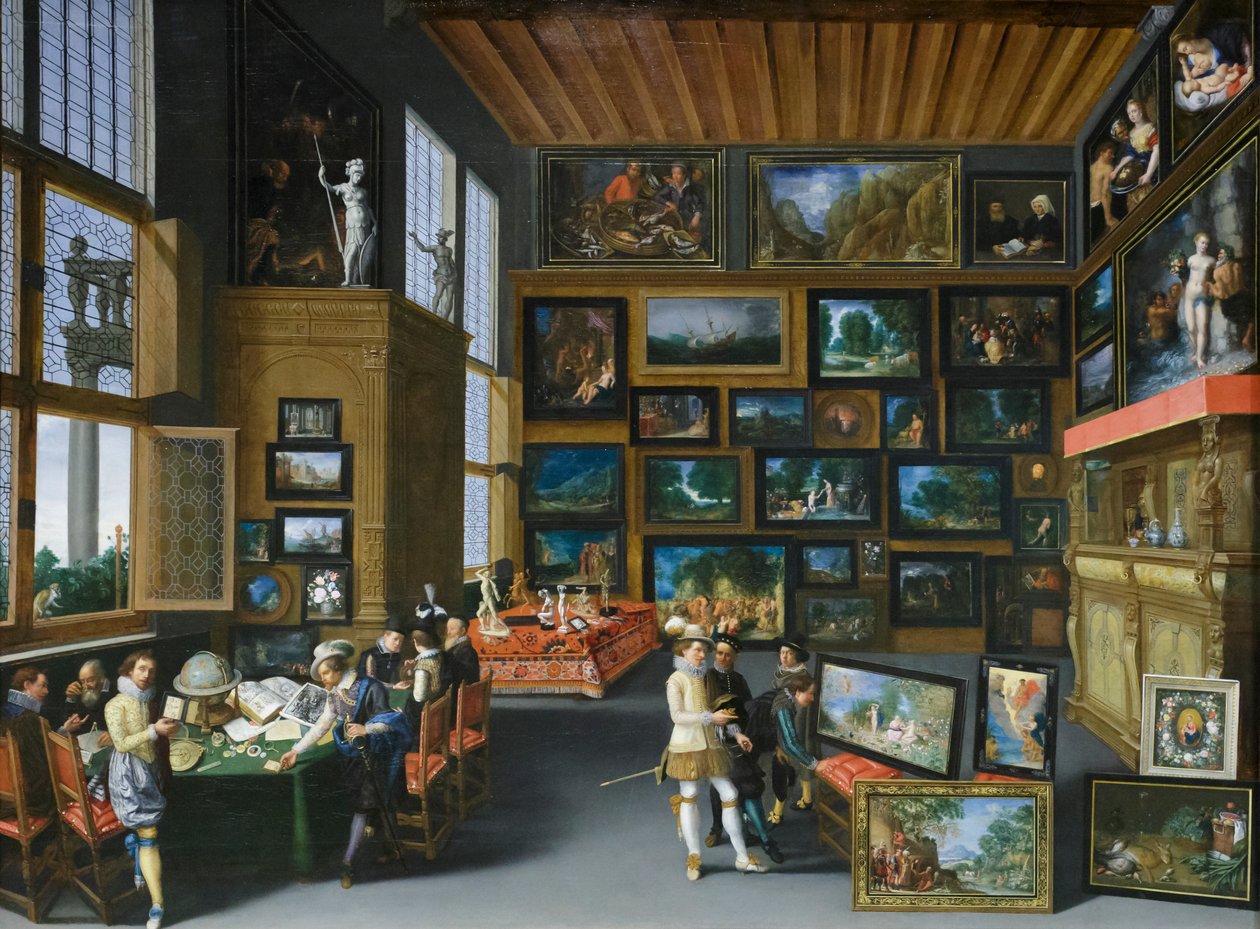 Kenners in een kamer vol schilderijen door Franco Flemish School