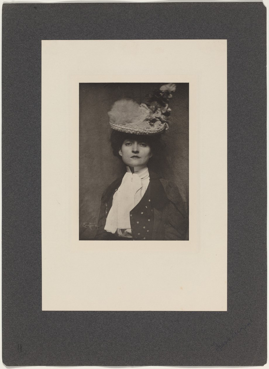 Portret van juffrouw Jones,1901 (foto) door Frank Eugene