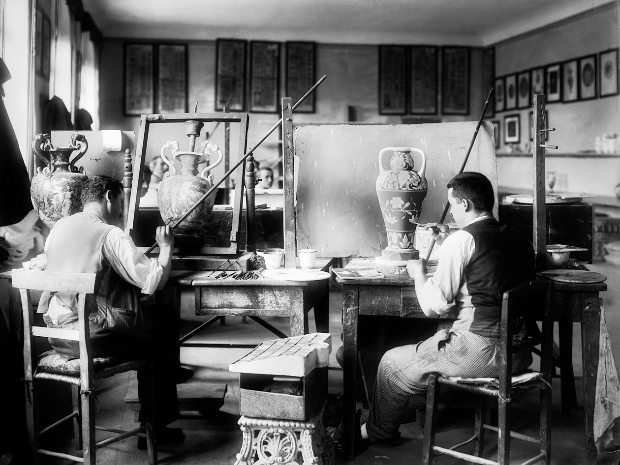 Decorateurs in de Ginori Fabriek, in Doccia nabij Florence, 1937 door Fratelli Alinari Fratelli Alinari