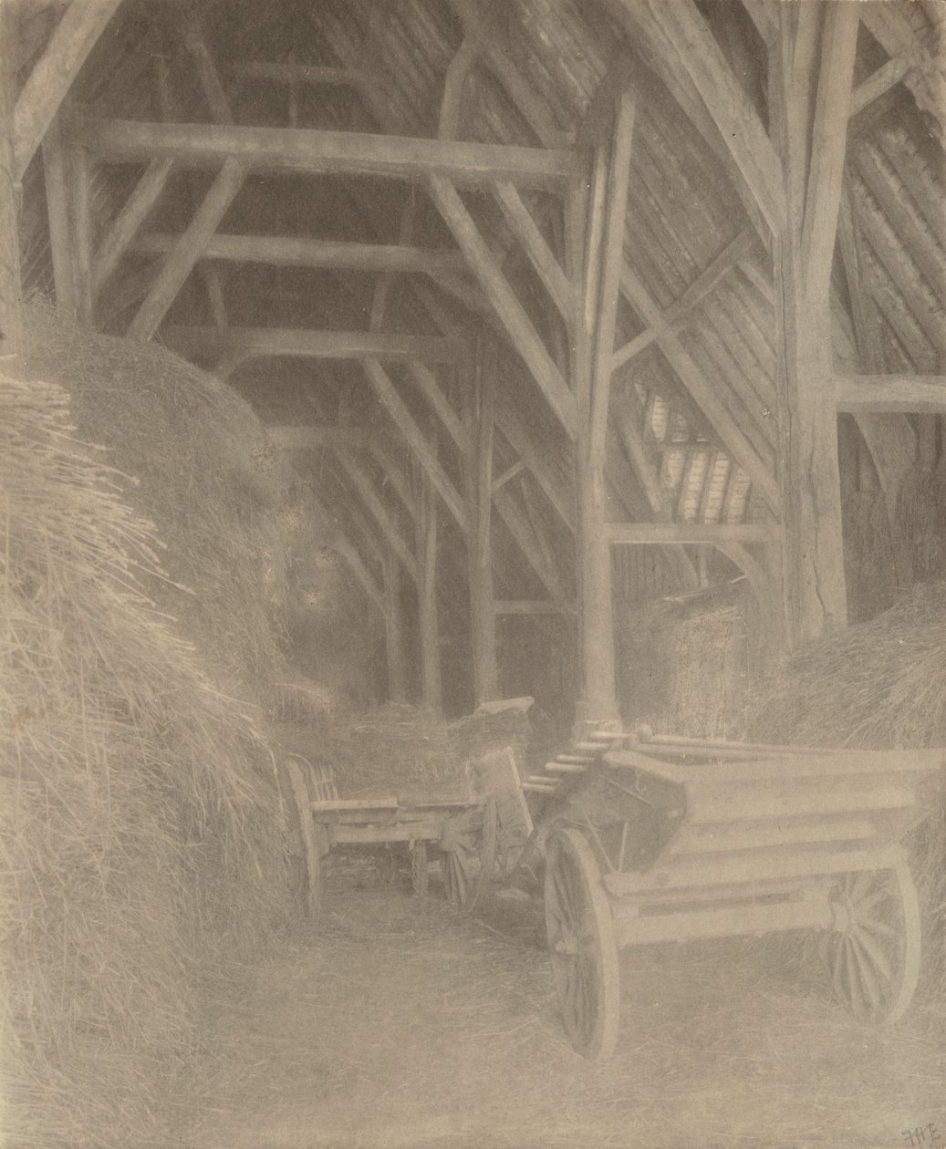 Great Cokkeswell Barn (bij Kelmscott): Interieur door Frederick H. Evans