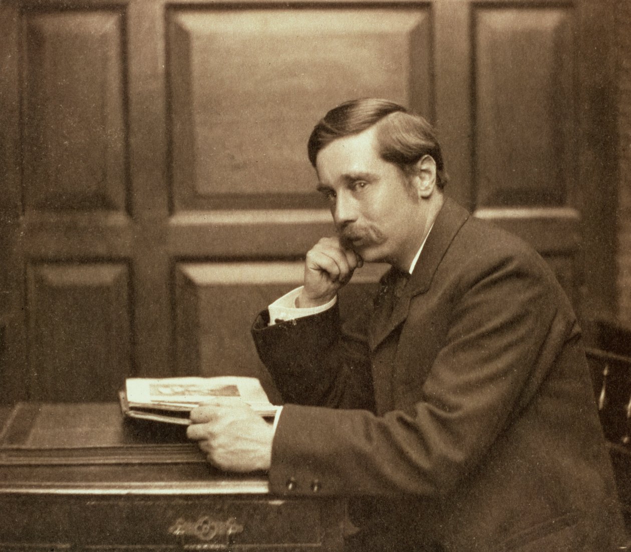 HG Wells, Britse auteur, 1903 door Frederick Hollyer