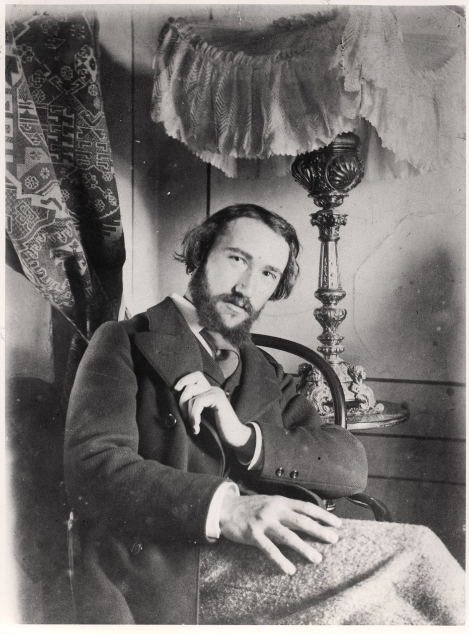 Portret van Andre Gide (1869-1951) in zijn appartement in Parijs, 1894 door French Photographer