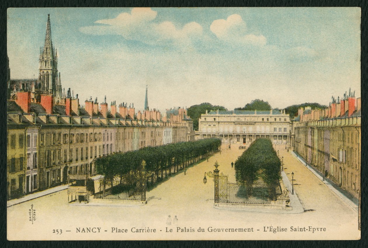 Ansichtkaart met het Square de La Carrière, het Palais du Gouvernement en de Kerk van Saint-Epvre in Nancy, Frankrijk, ca.1920 (gekleurd zwart-wit foto) door French Photographer