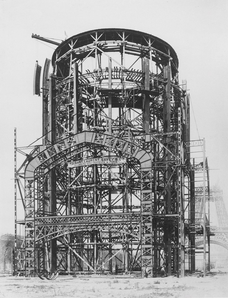 Bouw van de Grand Dome Central voor de Exposition Universelle, Parijs, 1888 door French Photographer