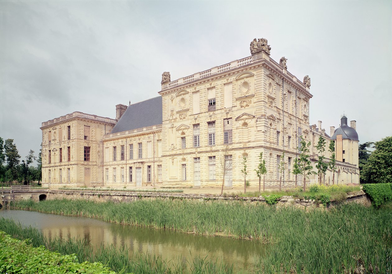 Buitenaanzicht van het kasteel, gebouwd 1518-49 door French School