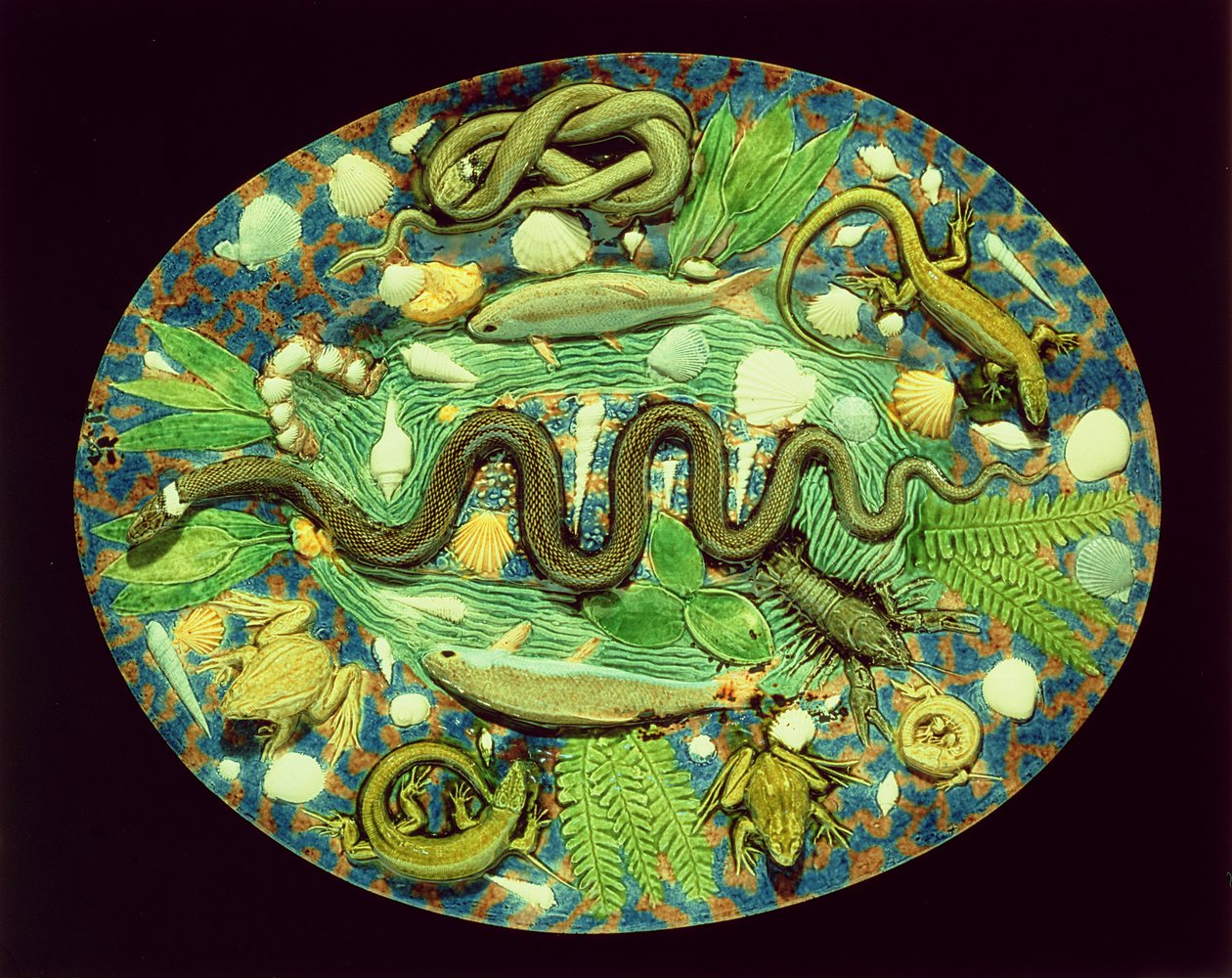 Ovale Schotel Met Vissen En Reptielen, reproductie van Bernard Palissy aardewerk door French School
