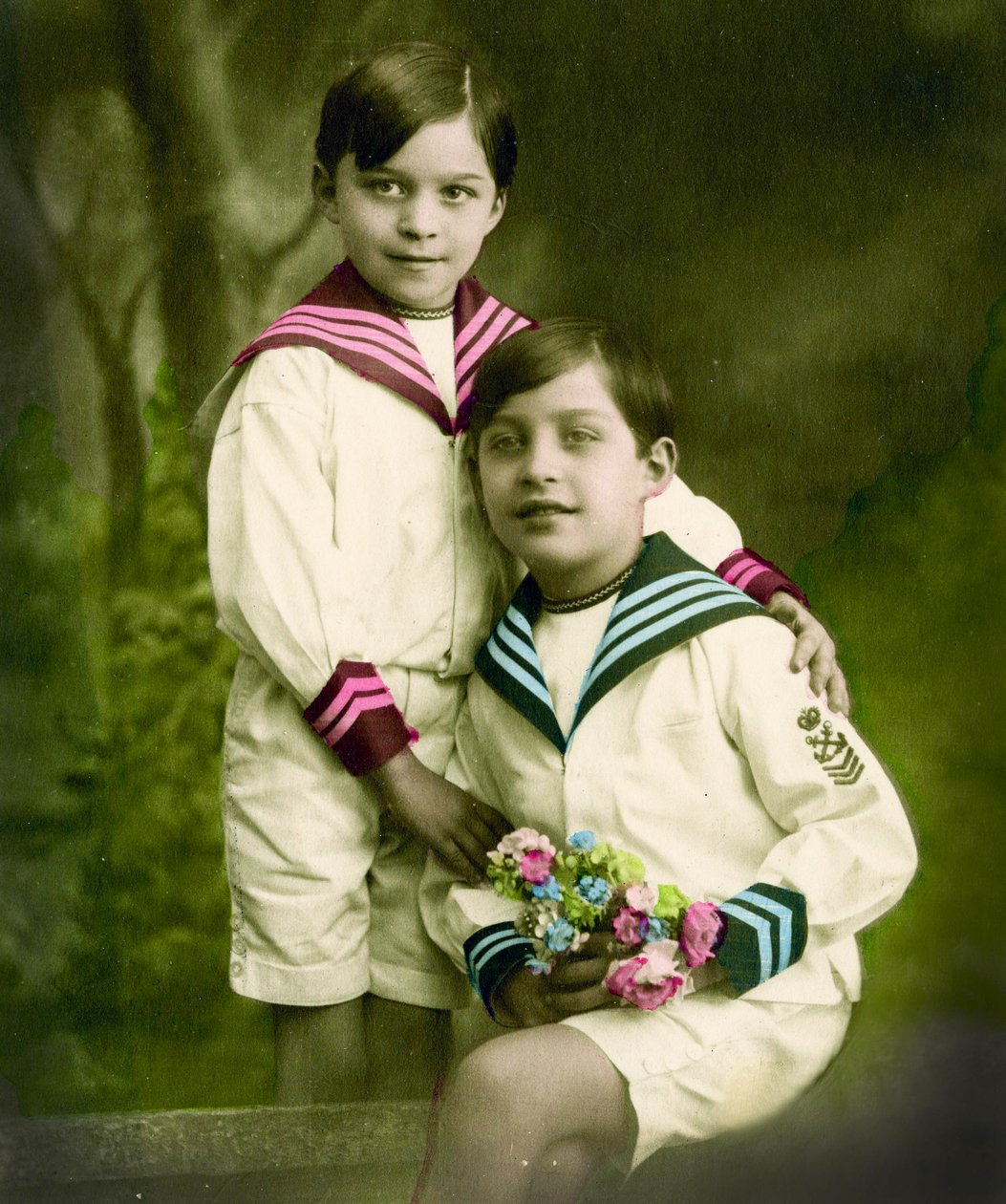 Portret van twee jongens ca. 1898 door French School