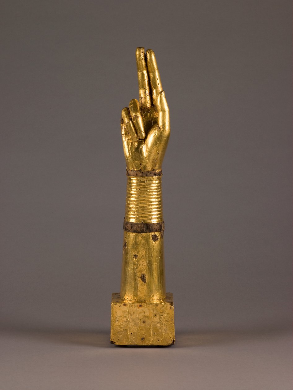 Reliekschrijn Arm, ca 1050-1100 (hout  bladgoud) door French School