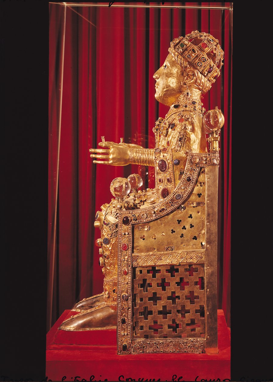 Relikwiebeeld van Sint Foy, ca. 980 (goud, zilver, hout, edel- en halfedelstenen) door French School