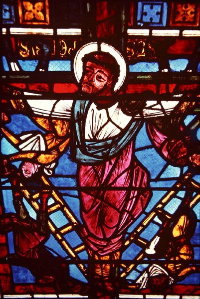 De Kruisiging van St. Peter, van het Kruisigingsraam, 1150-70 door French School