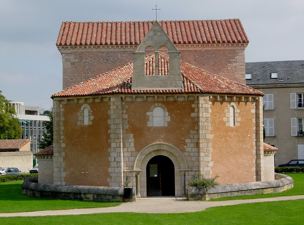 Zicht op de Doopkapel van St. Jean door French School