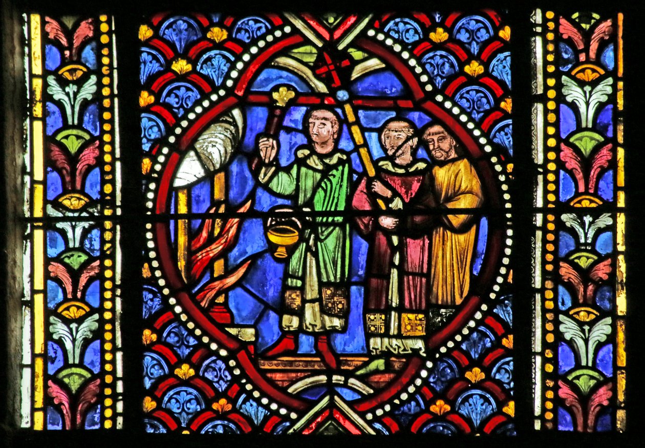 Raam met een scène uit het leven van Sint Artheme: Een brand in de stad Clermont vereist de verplaatsing van de relieken van de heilige. Een processie draagt het reliekschrijn en arriveert bij de brand door French School