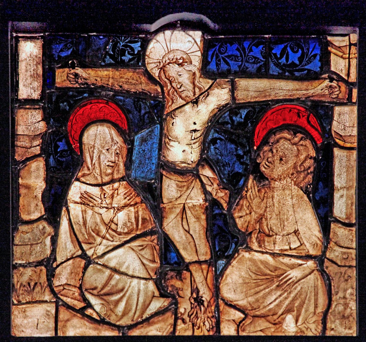 Raam w7 met de Kruisiging, uit de kerk van Betton, Bretagne door French School